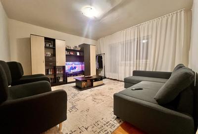 Apartament cu 3 camere decomandat, mobilat în Girocului