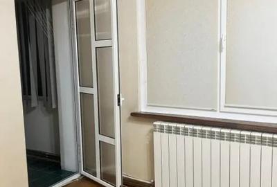 Apartament cu 3 camere decomandat în Siret - 4