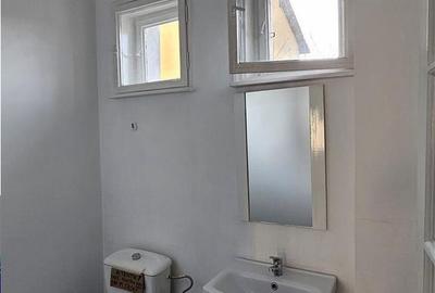 Casă cu 10 camere cu Canalizare în Zorilor - 12