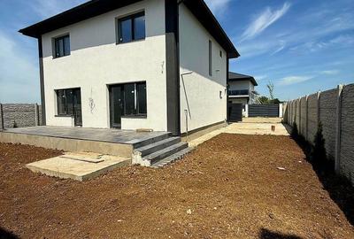 Casă cu 5 camere cu Teren 335 Mp în Vidra - 12