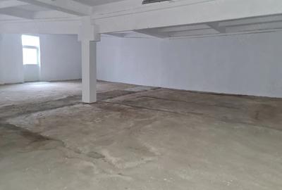 Spațiu comercial, de 200 mp, în Central - 5