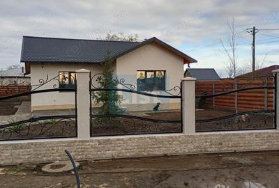 Casă cu Canalizare în Șendreni - 9