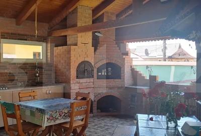 Casă cu 5 camere cu Teren 500 Mp în Feldioara - 8