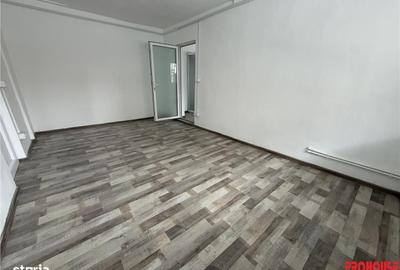 Spațiu comercial, de 118 mp, în Central - 10
