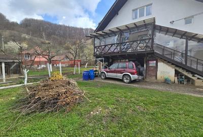 Casă individuală cu 5 camere cu Canalizare în Exterior Nord - 1