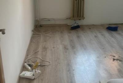 Apartament cu 2 camere decomandat în Războieni