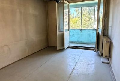 Apartament semidecomandat în Militari