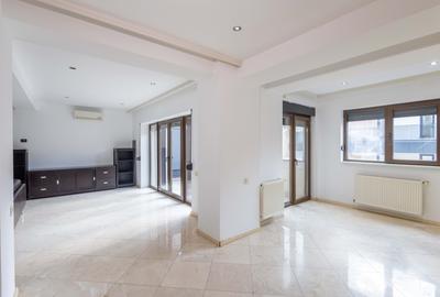 Apartament cu 4 camere în Băneasa - 6