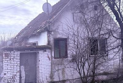 Casă cu 4 camere cu Teren 1388 Mp în Răpsig
