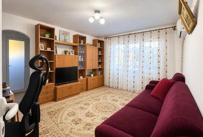 Apartament cu 3 camere semidecomandat în Păcurari