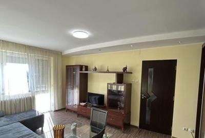 Apartament cu 2 camere decomandat, mobilat în Titan