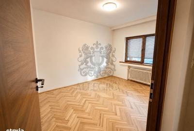 Apartament cu 4 camere în Cișmigiu