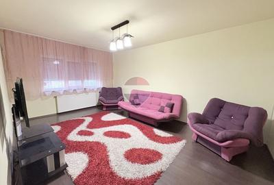 Apartament cu 3 camere decomandat, mobilat în Micălaca