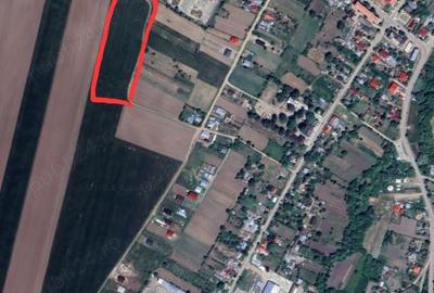 Teren de 30000 mp, în Exterior Vest