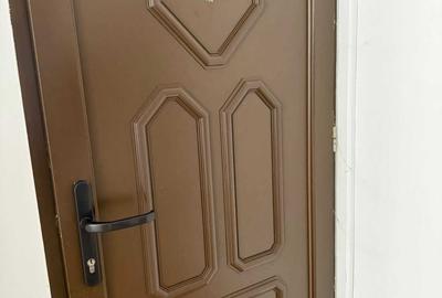 Apartament cu 4 camere decomandat în Central - 3