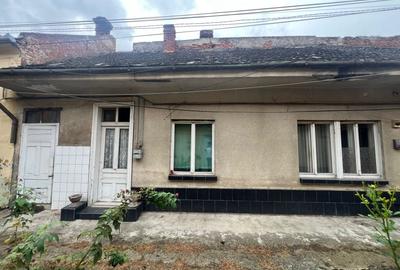 Casă cu 2 camere cu Canalizare în Fabric
