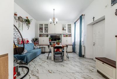 Apartament cu 2 camere semidecomandat în Central