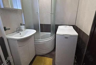 Apartament cu 2 camere, mobilat în Medicină