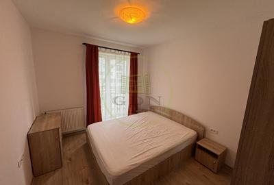 Apartament cu 2 camere semidecomandat, mobilat în Tractorul - 4