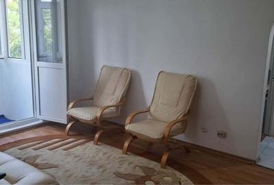Apartament semidecomandat în Berceni
