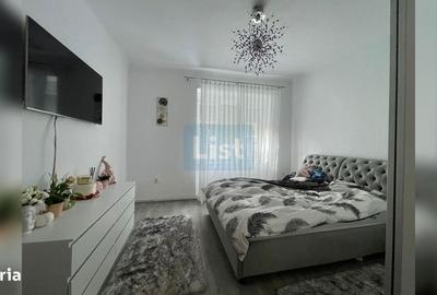 Casă cu 3 camere decomandat în Muncitoresc