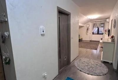Apartament cu 3 camere decomandat în Central - 12