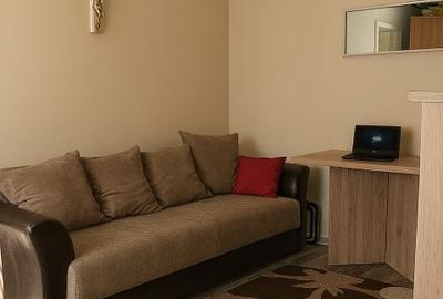 Apartament cu 2 camere, mobilat în Țiglari