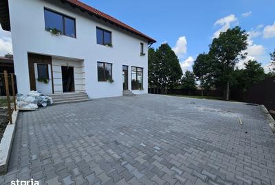 Casă cu 4 camere cu Teren 700 Mp în Feleacu