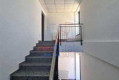 Spațiu comercial, de 108 mp, în Uricani - 2
