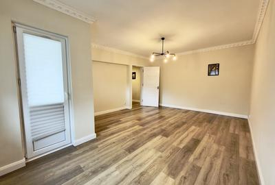 Apartament cu 2 camere decomandat, mobilat în P-ța Victoriei - 2