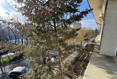 Apartament cu 3 camere semidecomandat în Vatra Luminoasă - 29