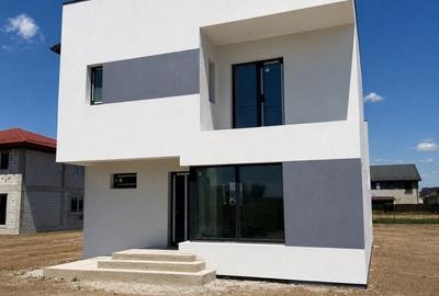 Casă cu 3 camere în Berceni - 3