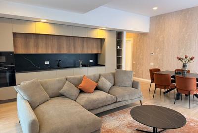 Apartament cu 3 camere decomandat, mobilat în Iancu Nicolae