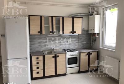 Apartament cu 3 camere semidecomandat în Sopor