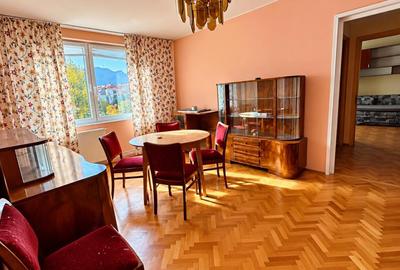 Apartament cu 2 camere semidecomandat în Centrul Civic