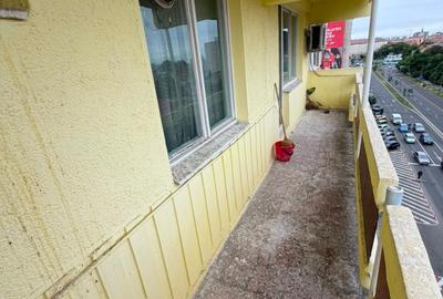 Apartament cu 3 camere semidecomandat în Punctele Cardinale - 3