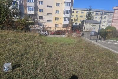 Teren extravilan de 7685 mp, în Central