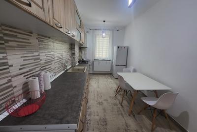 Apartament cu 2 camere decomandat, mobilat în Rediu