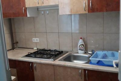 Garsonieră decomandată în UMT