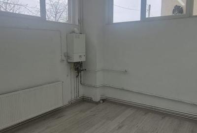 Spațiu comercial, de 82 mp, în Central