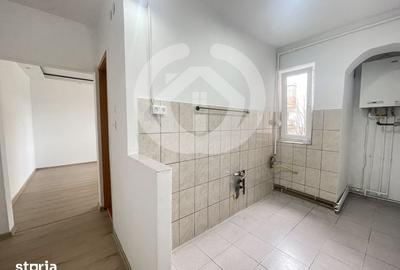 Apartament cu 3 camere semidecomandat în Hipodrom 3