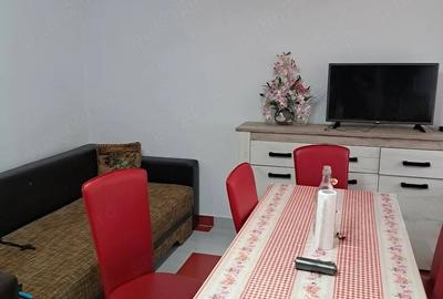 Casă cu Teren 100 Mp în Central - 3