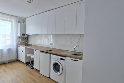 Apartament semidecomandat în Central - 3