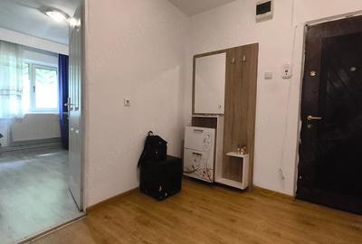 Garsonieră decomandată în Gojdu - 9
