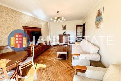 Apartament cu 2 camere decomandat în Centrul Civic