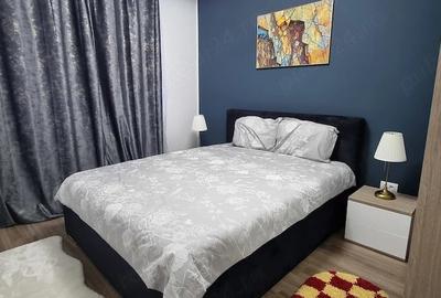 Apartament cu 3 camere decomandat în Tractorul - 7