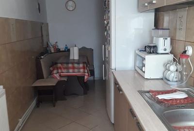 Casă cu 3 camere în Săucești