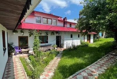 Casă cu 6 camere cu Teren 2000 Mp în Central - 7