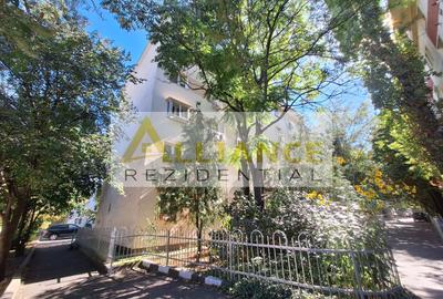 Apartament cu 2 camere semidecomandat, mobilat în Mihai Bravu