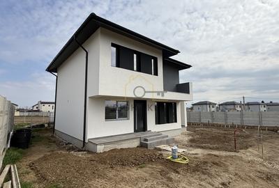Casă individuală cu 4 camere cu Canalizare în Dragomirești-Vale - 2